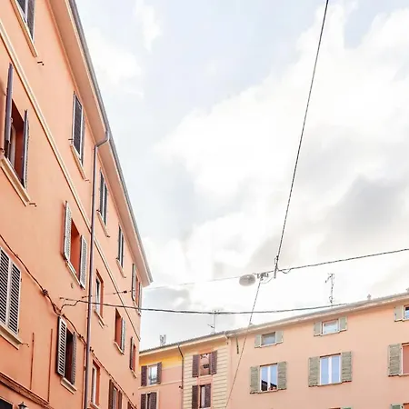 Oasis In The Centre Of Bolonha