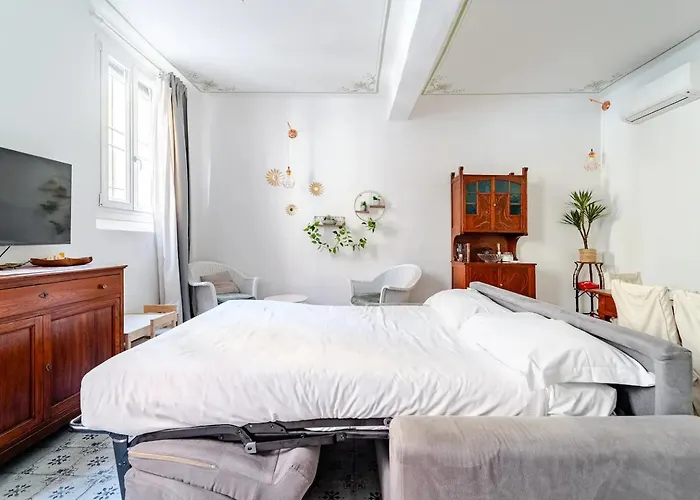 Oasis In The Centre Of