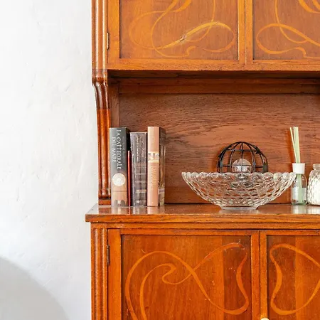 Oasis In The Centre Of