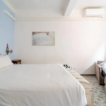 Oasis In The Centre Of Apartment Bologna