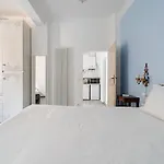 Oasis In The Center With Garden - Up To 5 Guests アパート *