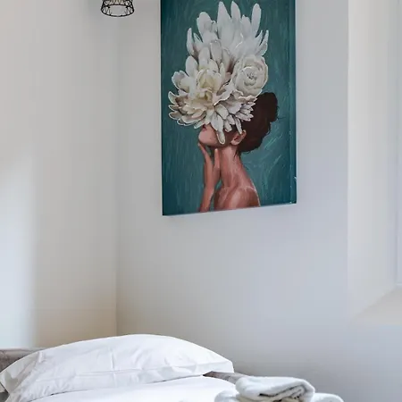 Oasis In The Center With Garden By Synergy Up To 5 Guests * ボローニャ